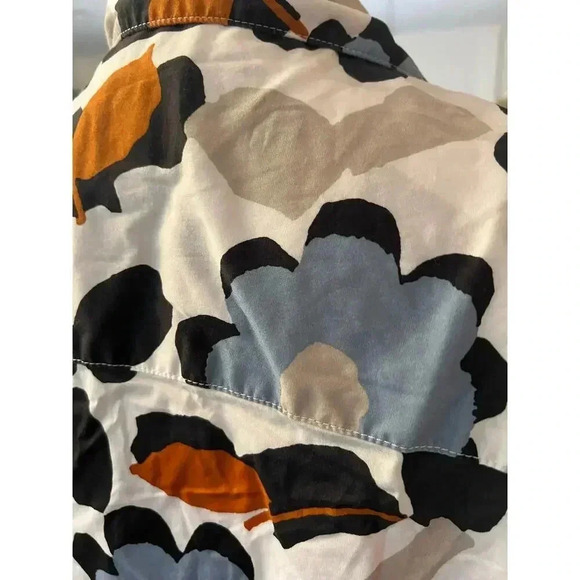 GAP mens shortsleeve button up shirt with artsy floral print medium - Picture 5 of 6